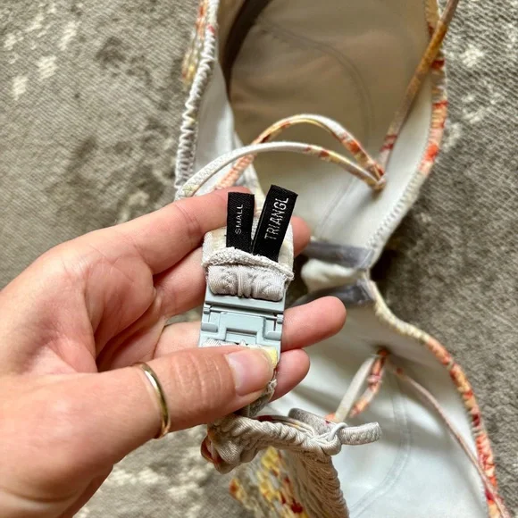 Triangl Bikini Set - Picture 7 of 7